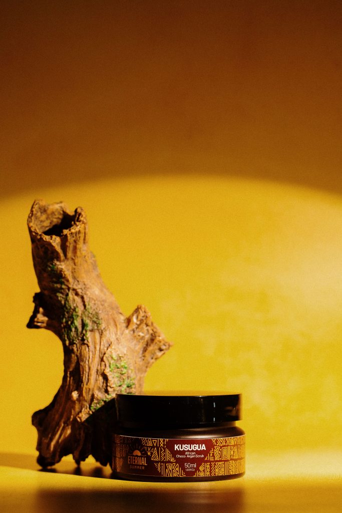 KUSUGUA African Choco-Argán Scrub Eternal Summer AOKlabs